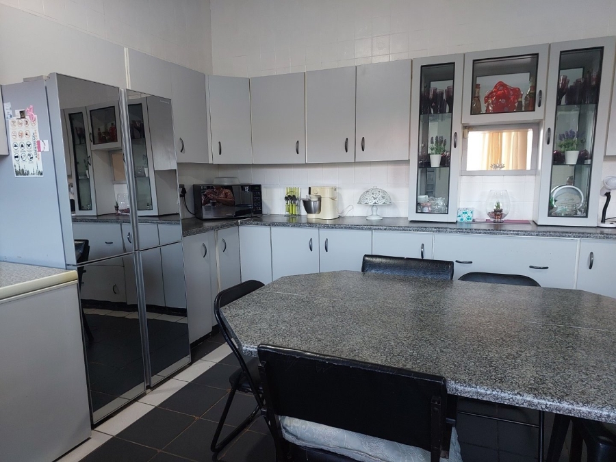 4 Bedroom Property for Sale in Thomas Gamble Eastern Cape